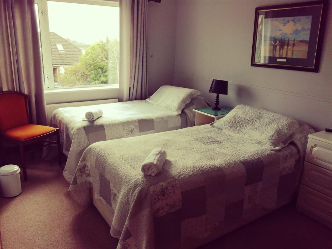 Amber Lodge Budget Accommodation 戈尔韦 外观 照片